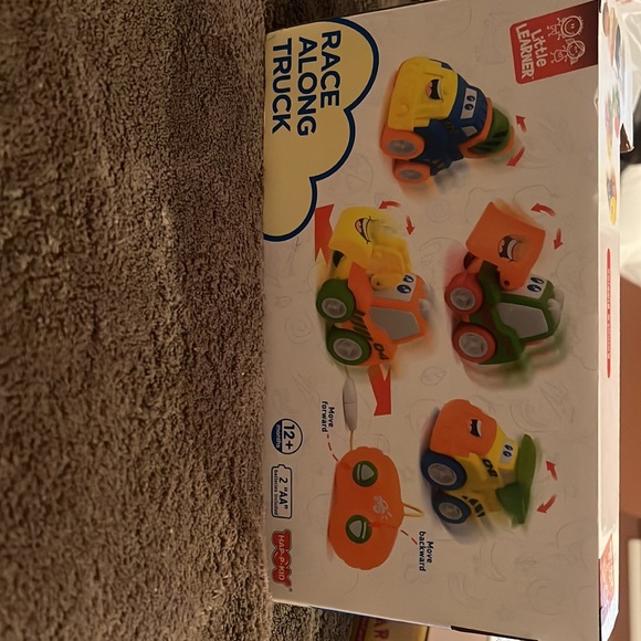 Little Learners remote car/truck - Picture 3 of 3
